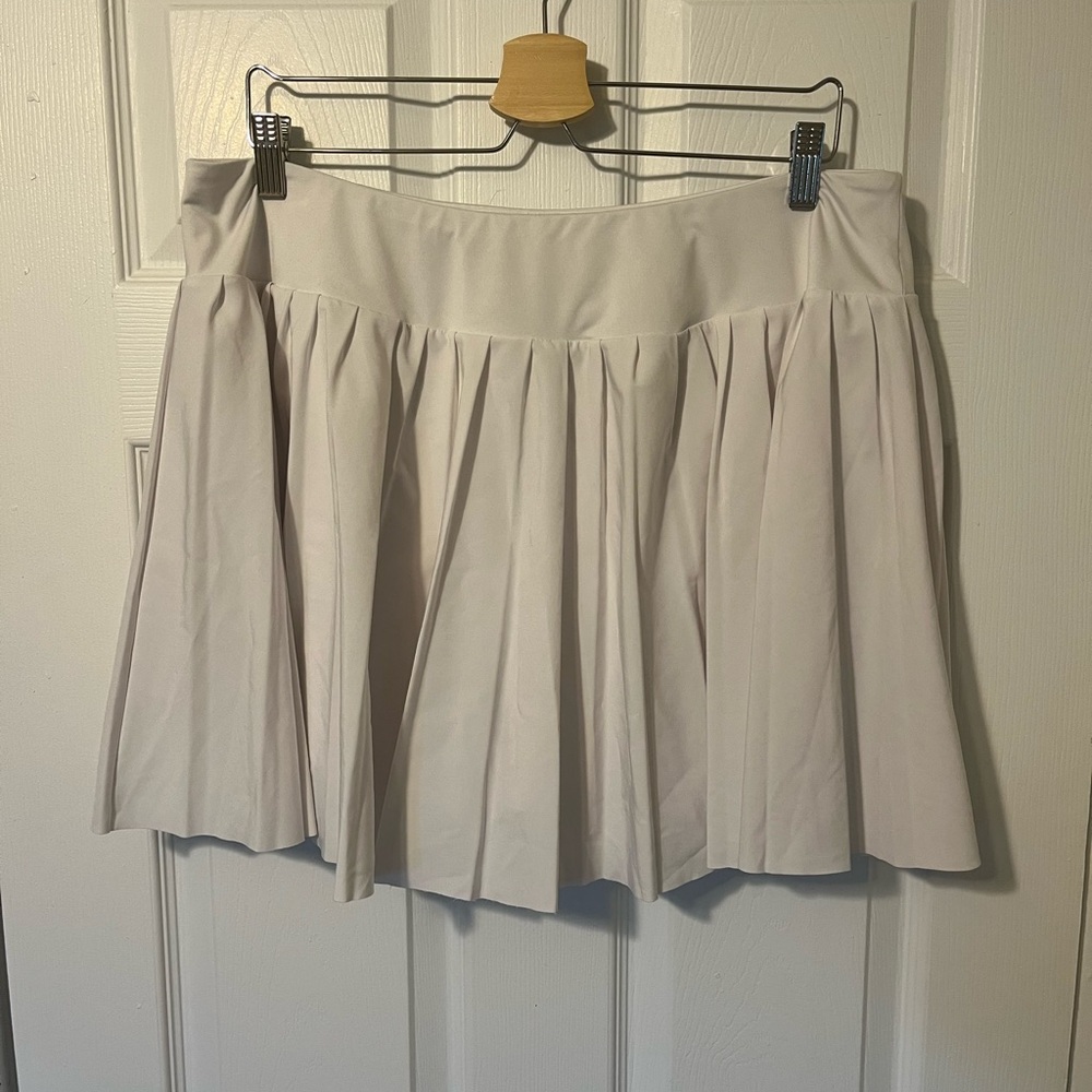 DSG White Sports Skirt
